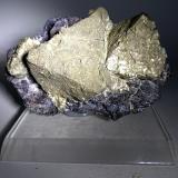 Pyrite, Magnetite<br />Brosso Mine, Cálea, Léssolo, Canavese District, Metropolitan City of Turin Province, Piedmont (Piemonte), Italy<br />88 x 56 mm<br /> (Author: Sante Celiberti)