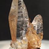 Quartz (Tessin), MuscoviteValle Formazza, Valle Ossola, Provincia Verbano-Cusio-Ossola, Piamonte (Piemonte), Italia26 x 16,4 mm (Author: Sante Celiberti)