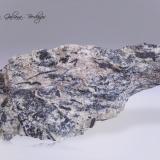 Høgtuvaíta<br />Bordvedåga, Høgtuva, Rana, Nordland, Noruega<br />101 x 36 x 16 mm.<br /> (Autor: Rafael Galiana)