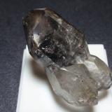 Cuarzo (variedad cristal de roca)<br />La Cabaña, Valdelmar, zona minera de Berbes, Berbes, Ribadesella, Comarca Oriente, Principado de Asturias (Asturias), España<br />45x20 mm<br /> (Autor: Ignacio)