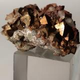 Pyrite, Talc, Calcite, Siderite, BaryteMina Brosso, Cálea, Léssolo, Distrito Canavese, Provincia Ciudad metropolitana de Turín, Piamonte (Piemonte), Italia22,5 x 14 mm (Author: Sante Celiberti)