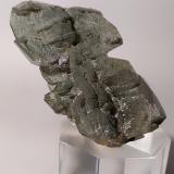 Quartz (variety faden), Chlorite (Group)<br />Triolet Glacier, Ferret Valley, Les Grandes Jorasses Massif, Courmayeur, Aosta Valley (Val d'Aosta), Italy<br />61 x 37 mm<br /> (Author: Sante Celiberti)