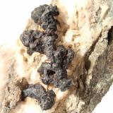 Cobre, Cuprita<br />Impruneta, Ciudad metropolitana de Florencia, Toscana, Italia<br />72 x 35 mm<br /> (Autor: Sante Celiberti)