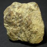 Bismutita<br />Mina Marropino, Pegmatita Alto Ligonha, Provincia Zambezia, Mozambique<br />3,3 x 3,1 x 1,4 cm<br /> (Autor: Frederic Varela)