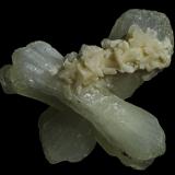 Stilbite-CaSavada, Dharangaon, Jalgaon District, Maharashtra, India45 x 20 x 40 (Author: Rob Schnerr)