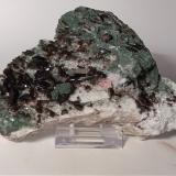 Muscovite, Quartz, Chlorite<br />Beura Quarries, Beura-Cardezza, Ossola Valley, Verbano-Cusio-Ossola Province, Piedmont (Piemonte), Italy<br />121 x 72 mm<br /> (Author: Sante Celiberti)