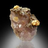 Cuarzo (variedad amatista)Cantera del Vértice, Cerro Vértice, Villaviciosa de Córdoba, Comarca Valle del Guadiato, Córdoba, Andalucía, España6 x 4 cm. (Autor: Antonio P. López)