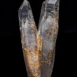 Quartz<br />Obira Mine, Bungo-Ohno City, Oita Prefecture, Kyushu Region, Japan<br />10.6 x 4.7 cm<br /> (Author: am mizunaka)