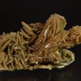 Barite<br />Lavrion Mining District, Attikí (Attica) Prefecture, Greece<br />4.0 cm x 5.3 cm x 8.7 cm<br /> (Author: Michael Shaw)