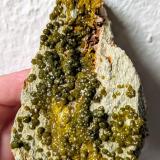 Mimetita<br />Corta Filón Sur (externa), Minas de Tharsis, Tharsis, Alosno, Comarca El Andévalo, Huelva, Andalucía, España<br />5,2 x 8,5 cm.<br /> (Autor: Carles)