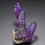 Quartz (variety amethyst)<br />La Sorpresa Mine, Amatitlán, Municipio Eduardo Neri, Guerrero, Mexico<br />8.4 x 4.5 cm<br /> (Author: am mizunaka)