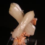 Stilbite-Ca and Heulandite-Ca<br />Nashik District (Nasik), Maharashtra, India<br />36mm x 68mm x 42mm<br /> (Author: Firmo Espinar)