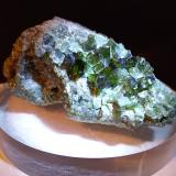 Vesuvianite (variety chromium-rich)Bellecombe, Châtillon, Valle de Aosta (Val d'Aosta), Italia57 x 30 mm (Author: Sante Celiberti)