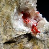 CinabrioMina Nieves, Monte Dobra, Viérnoles, Torrelavega, Comarca Besaya, Cantabria, EspañaCampo de visión 3 cm. (Autor: Antonio P. López)