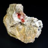 CinabrioMina Nieves, Monte Dobra, Viérnoles, Torrelavega, Comarca Besaya, Cantabria, España5 x 3 cm. (Autor: Antonio P. López)