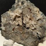 Orthoclase (variey adularia), Hematite, QuartzValle Varaita (Val Varaita), Provincia Cuneo, Piamonte (Piemonte), Italia77 x 71 mm (Author: Sante Celiberti)