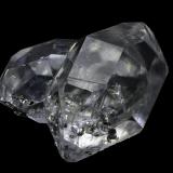 QuartzMina Ace of Diamonds, Middleville, Newport, Condado Herkimer, New York, USA34 x 31 x 29 mm (max. crystal 30 mm) (Author: Rob Schnerr)