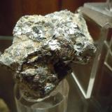 SkutteruditaMonte Romero Mine, Almonaster la Real, Comarca Sierra de Huelva, Huelva, Andalusia, Spain (Autor: J.L.Carrizo)