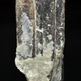 Andalucita con Mica<br />Paraje Los Torilejos, Hornachuelos, Comarca Valle Medio del Guadalquivir, Córdoba, Andalucía, España<br />11,0 x 4,5 x 5,5 cm.<br /> (Autor: Carles)