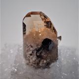 Topaz, Bixbyite, Quartz, Rhyolite<br />Thomas Range, Juab County, Utah, USA<br />17 mm x 12 mm x 11 mm<br /> (Author: Don Lum)