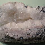 CalcitaPedrera Can Rovira (Pedrera Can Rovireta), Sant Fost de Campsentelles, Comarca Vallès Oriental, Barcelona, Cataluña / Catalunya, España90 x 55 mm (Autor: Joan Niella)