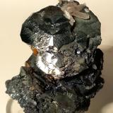 Hematites, Cuarzo<br />Mina Rio (Mina Rio Marina), realce Valle Giove, Rio Marina, Isla de Elba, Provincia Livorno, Toscana, Italia<br />83 x 66 mm<br /> (Autor: Sante Celiberti)