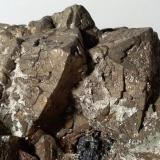 Pyrite, MagnetiteMina Brosso, Cálea, Léssolo, Distrito Canavese, Provincia Ciudad metropolitana de Turín, Piamonte (Piemonte), Italia240 x 140 mm (Author: Sante Celiberti)