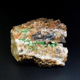 TorbernitaUndécimo San Lino Mine, Cardeña, Comarca Los Pedroches, Córdoba, Andalusia, Spain5 x 4 cm. (Autor: Antonio P. López)