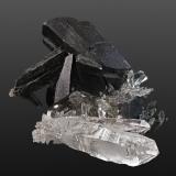 Hübnerite and Quartz<br />Tamboras Mine, Mundo Nuevo, Huamachuco, Sánchez Carrión Province, La Libertad Department, Peru<br />50 x 50 x 40 mm<br /> (Author: Rob Schnerr)