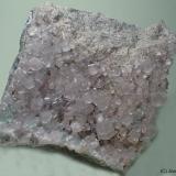 CalcitaPedrera Berta, Turó de Can Domènech, Serra de Roques Blanques, Sant Cugat del Vallès-El Papiol, Comarca Vallès Occidental / Baix Llobregat, Barcelona, Cataluña / Catalunya, España55 x 60 mm (Autor: Joan Niella)