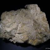 Microclina y Albita.<br />La Batllòria, Sant Celoni, Comarca Vallès Oriental, Barcelona, Cataluña / Catalunya, España<br />100x45 mm.<br /> (Autor: Jesus Franquesa Baucells)