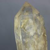 Magnesita, Cuarzo<br />Brumado, Bahia, Región Nordeste, Brasil<br />20x70mm<br /> (Autor: Ramon A  Lopez Garcia)