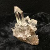 Quartz<br />Turtle Clan Ridge, Fonda, Mohawk, Montgomery County, New York, USA<br />6 cm.x 3 cm.<br /> (Author: vic rzonca)