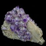 Quartz (variety amethyst)<br />Kidder Lane amethyst locality, Southborough, Worcester County, Massachusetts, USA<br />15.3 x 11.2 cm<br /> (Author: am mizunaka)