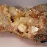 Dolomita<br />Minas de hierro de Ojos Negros, Ojos Negros, Comarca Jiloca, Teruel, Aragón, España<br />11 x 7 cm<br /> (Autor: Joan Niella)