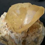 Calcite<br />Nandan, Hechi Prefecture, Guangxi Zhuang Autonomous Region, China<br />10 x 8 cm<br /> (Author: Volkmar Stingl)