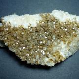 CalcitaFilón El Cobre, grupo minero El Cobre-Igualdad-Matacabras, Matacabras-Dehesa de las Yeguas, Bailén-Guarromán-Linares, Comarca Sierra Morena, Jaén, Andalucía, España6 x 4 cm. (Autor: javier ruiz martin)