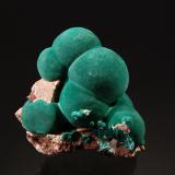 Malachite<br />Morenci Mine, Northwest Extension, Morenci, Copper Mountain District, Shannon Mountains, Greenlee County, Arizona, USA<br />4.1 cm x 4.2 cm<br /> (Author: Michael Shaw)