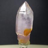 Quartz (variety scepter amethystine)<br />Vetulonia, Castiglione della Pescaia, Grosseto Province, Tuscany, Italy<br />34 x 15 mm<br /> (Author: Sante Celiberti)