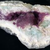 Fluorite on druzy Quartz<br />Baimashan tunnel (construction site), Qianbaxia, Wuyishan, Nanping Prefecture, Fujian Province, China<br />15 x 9 x 6 cm<br /> (Author: Volkmar Stingl)