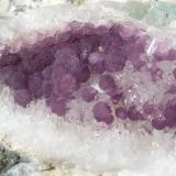 Fluorite on druzy QuartzBaimashan tunnel (construction site), Qianbaxia, Wuyishan, Nanping Prefecture, Fujian Province, China15 x 9 x 6 cm (Author: Volkmar Stingl)