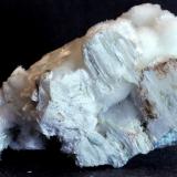 Artinita<br />Pozo Artinite, Arroyo Clear, Pico Picacho, Distrito New Idria, Montes Diablo, Condado San Benito, California, USA<br />60 x 38 x 28 mm.<br /> (Autor: José Luis Zamora)