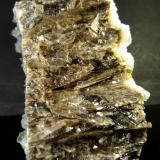 Moscovita (Grupo Mica), Cuarzo y Fluorapatito<br />Minas da Panasqueira, Aldeia de São Francisco de Assis, Covilhã, Castelo Branco, Cova da Beira, Centro, Portugal<br />9 x 4 x 6 cm.<br /> (Autor: Felipe Abolafia)