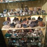 One of my showcases of world-wide minerals. Specimens don&rsquo;t make their figure because of the overcrowding. (Author: Sante Celiberti)