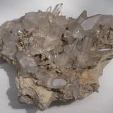 Quartz<br />Wattener Lizum, Wattens, Innsbruck Land District, North Tyrol, Tyrol/Tirol, Austria<br />18 x 13 cm<br /> (Author: Volkmar Stingl)