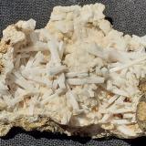 NatrolitePiz Sella, Plan de Gralba, Selva di Val Gardena, Provincia Trento, Trentino-Alto Adige (Trentino-Südtirol), Italia5 x 3 cm (Author: Volkmar Stingl)
