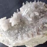 Quartz, Calcite<br />Baimashan tunnel (construction site), Qianbaxia, Wuyishan, Nanping Prefecture, Fujian Province, China<br />6 x 4 cm<br /> (Author: Volkmar Stingl)