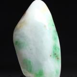 Jadeita<br />Lonkin, Hpakant-Tawmaw, Hpakant, Distrito Mohnyin, Estado Kachin, Myanmar (Burma)<br />20x40 mm<br /> (Autor: Ramon A  Lopez Garcia)