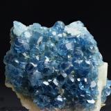 Fluorapatito<br />Pegmatita Alto do Giz, Equador, Parelhas, Caicó, Rio Grande do Norte, Brasil<br />30x30 mm<br /> (Autor: Ramon A  Lopez Garcia)