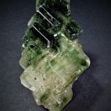 FluorapatiteSapo Mine, Ferruginha, Conselheiro Pena, Vale do Rio Doce, Minas Gerais, Brazil64 mm x 58 mm x 43 mm (Author: Don Lum)